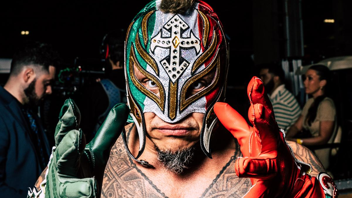 Rey Mysterio & Rhea Ripley Pulled From Last Night’s WWE Raw, More Plans Changed