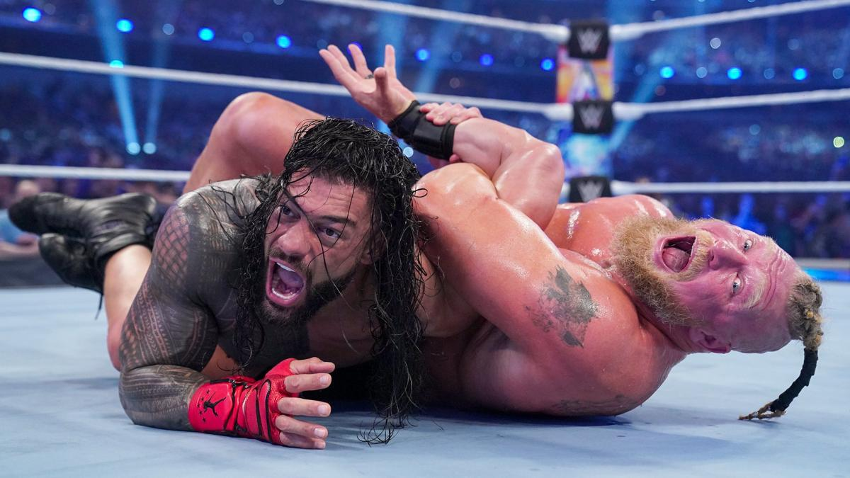 Roman Reigns Seemingly Suffers Legitimate Injury During WrestleMania 38 Main Event