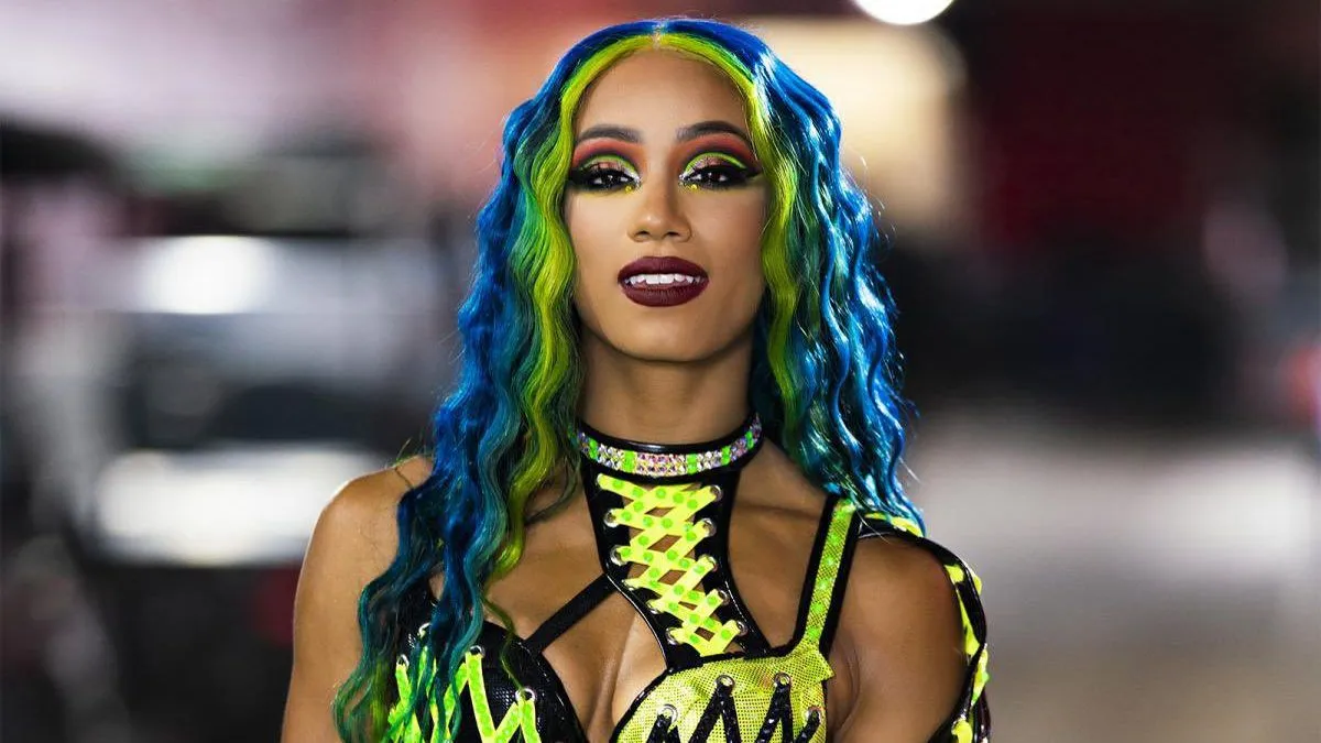 Danhausen Shares Photo With Sasha Banks From Recent Public Appearance